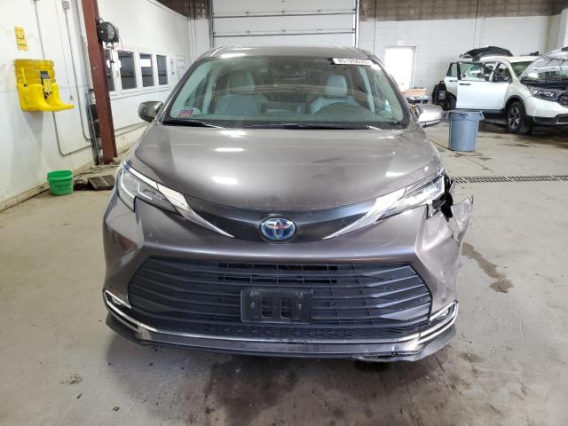 2021 TOYOTA SIENNA XLE 5TDYSKFC2MS015192