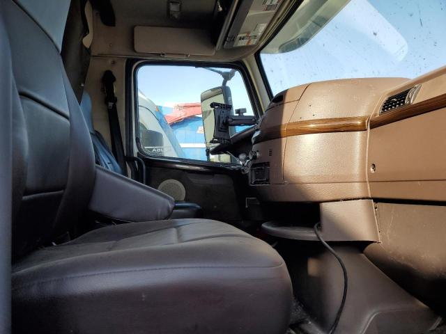 2017 VOLVO VNL #3285721660
