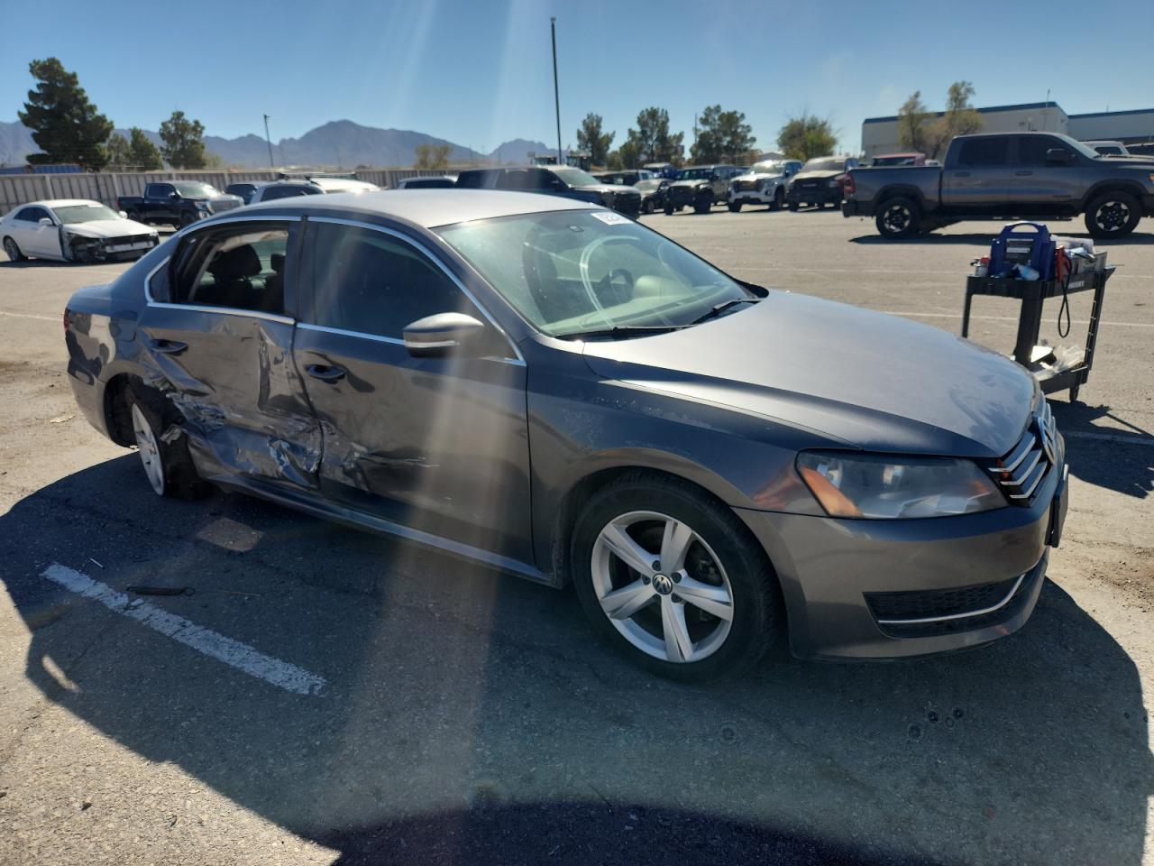 VOLKSWAGEN PASSAT SE