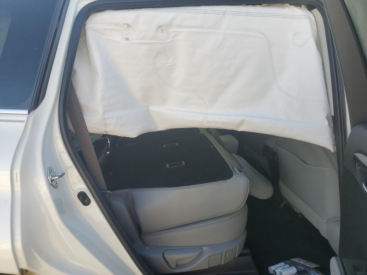 TOYOTA HIGHLANDER LIMITED