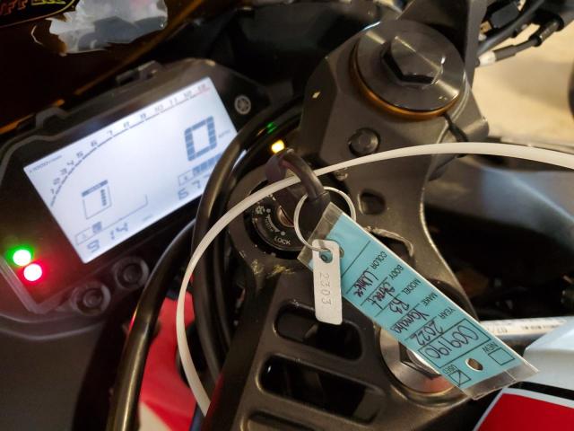 2022 YAMAHA YZFR3 A MH3RH18Y1NK009190