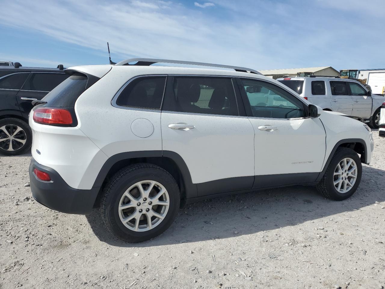 JEEP GRAND CHEROKEE LATITUDE