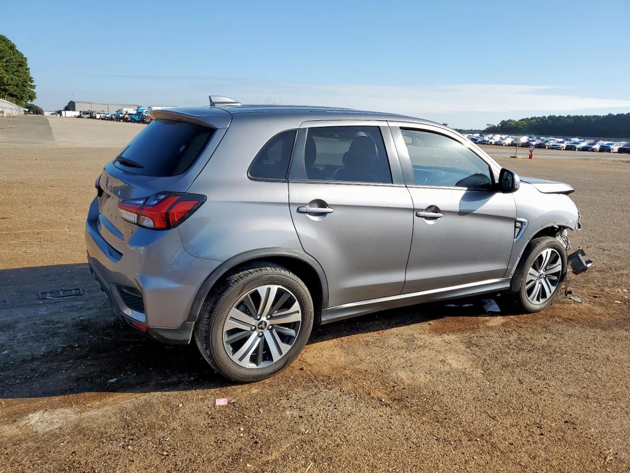 Lot #3280431166 2021 MITSUBISHI OUTLANDER