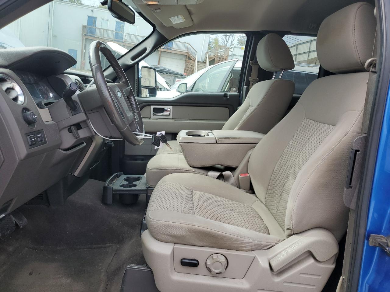 FORD F-150 SUPER CAB