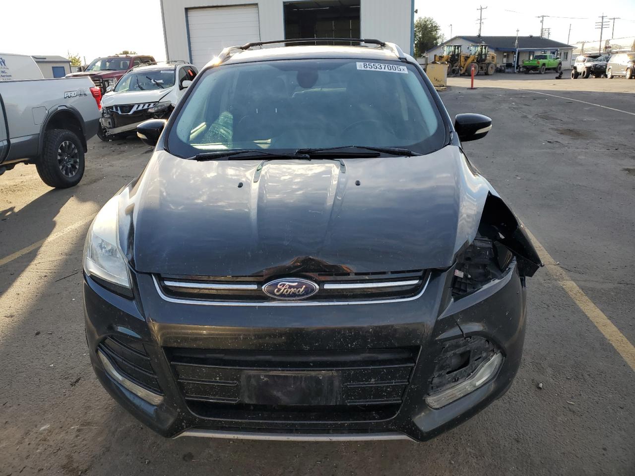 FORD ESCAPE TITANIUM