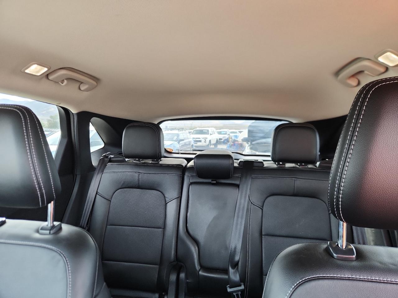 FORD ESCAPE TITANIUM