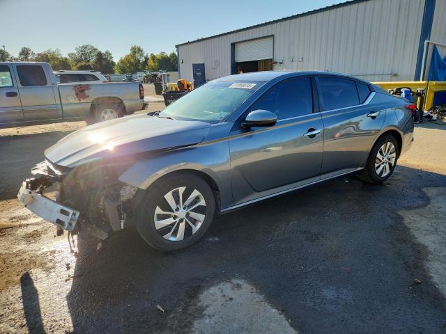 Global Auto Auctions: 2019 NISSAN ALTIMA S