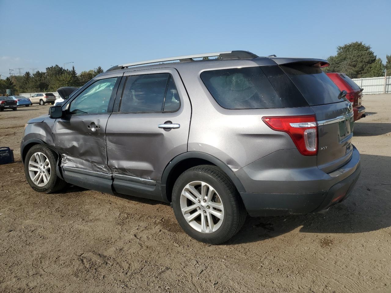 FORD EXPLORER XLT