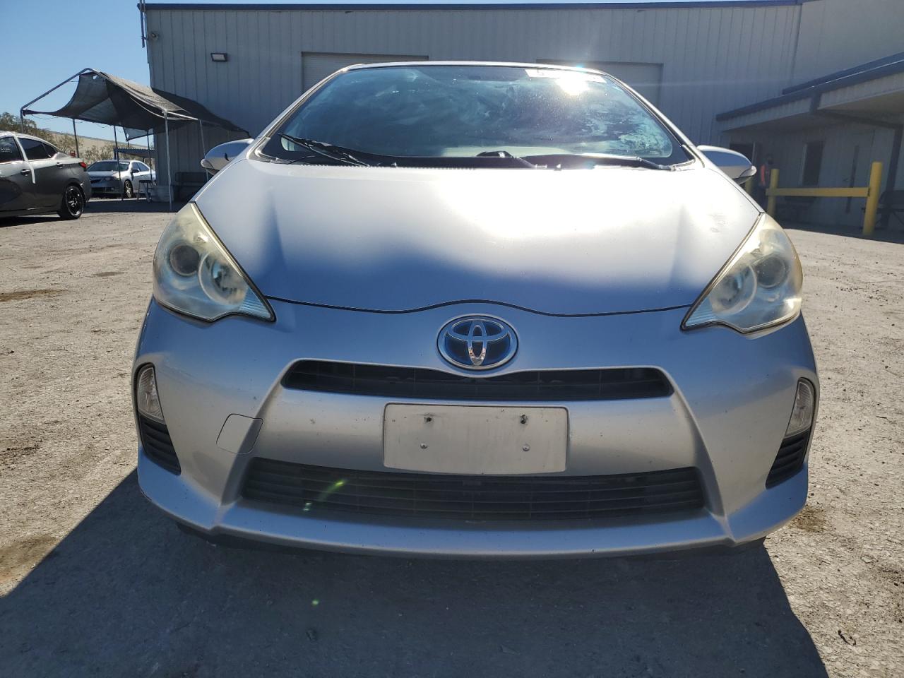 TOYOTA PRIUS C