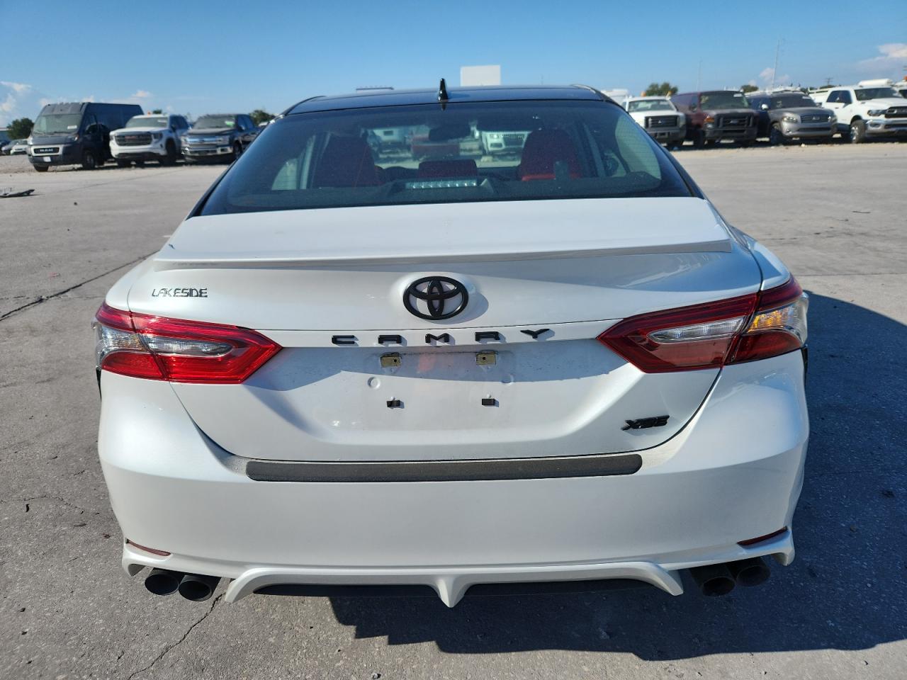 TOYOTA CAMRY XSE