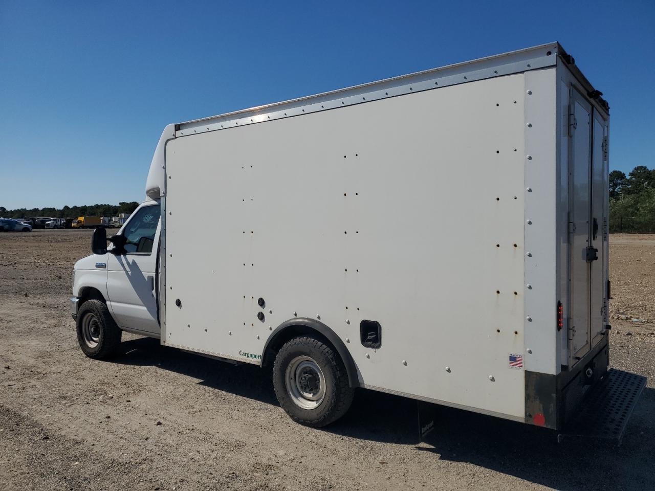 FORD ECONOLINE E350 SUPER DUTY CUTAWAY VAN