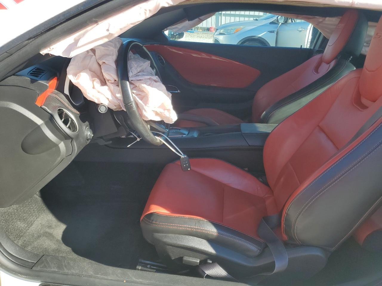 CHEVROLET CAMARO 2SS