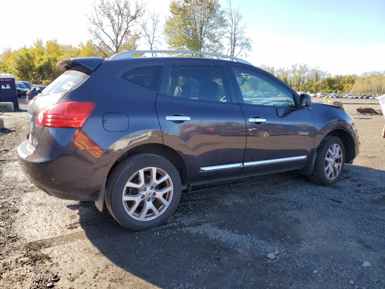 NISSAN ROGUE S