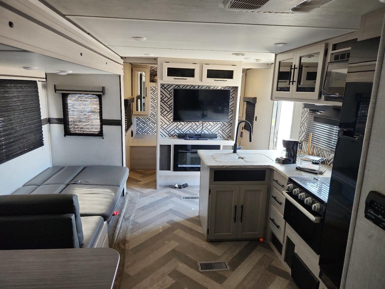 Lot #3264447437 2023 KEYSTONE ZIPPER