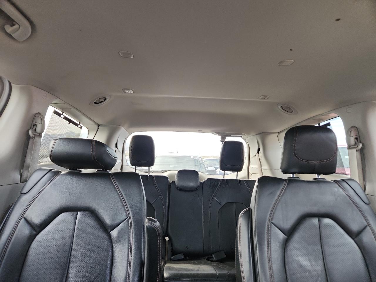 CHRYSLER PACIFICA TOURING L