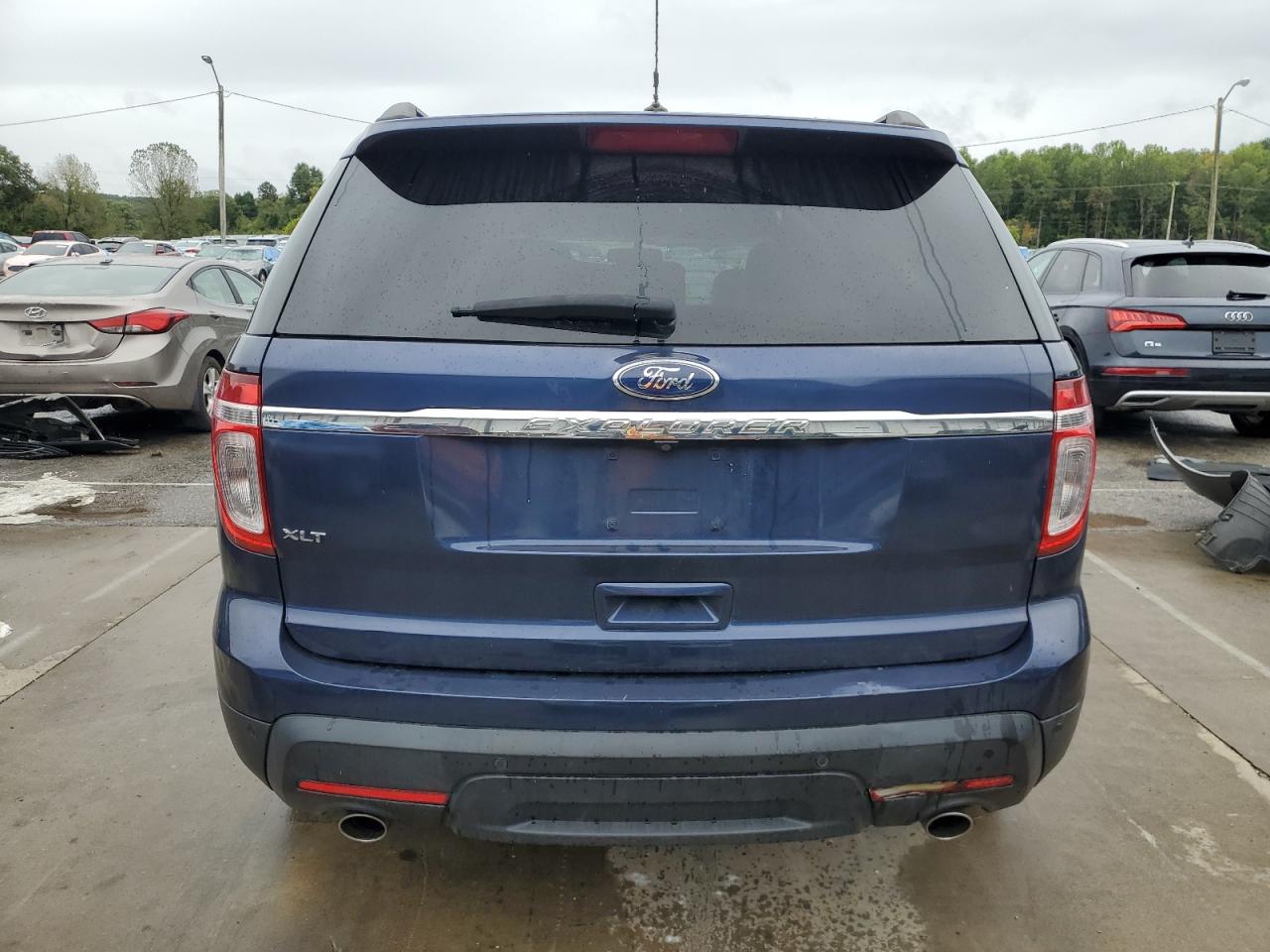 FORD EXPLORER XLT