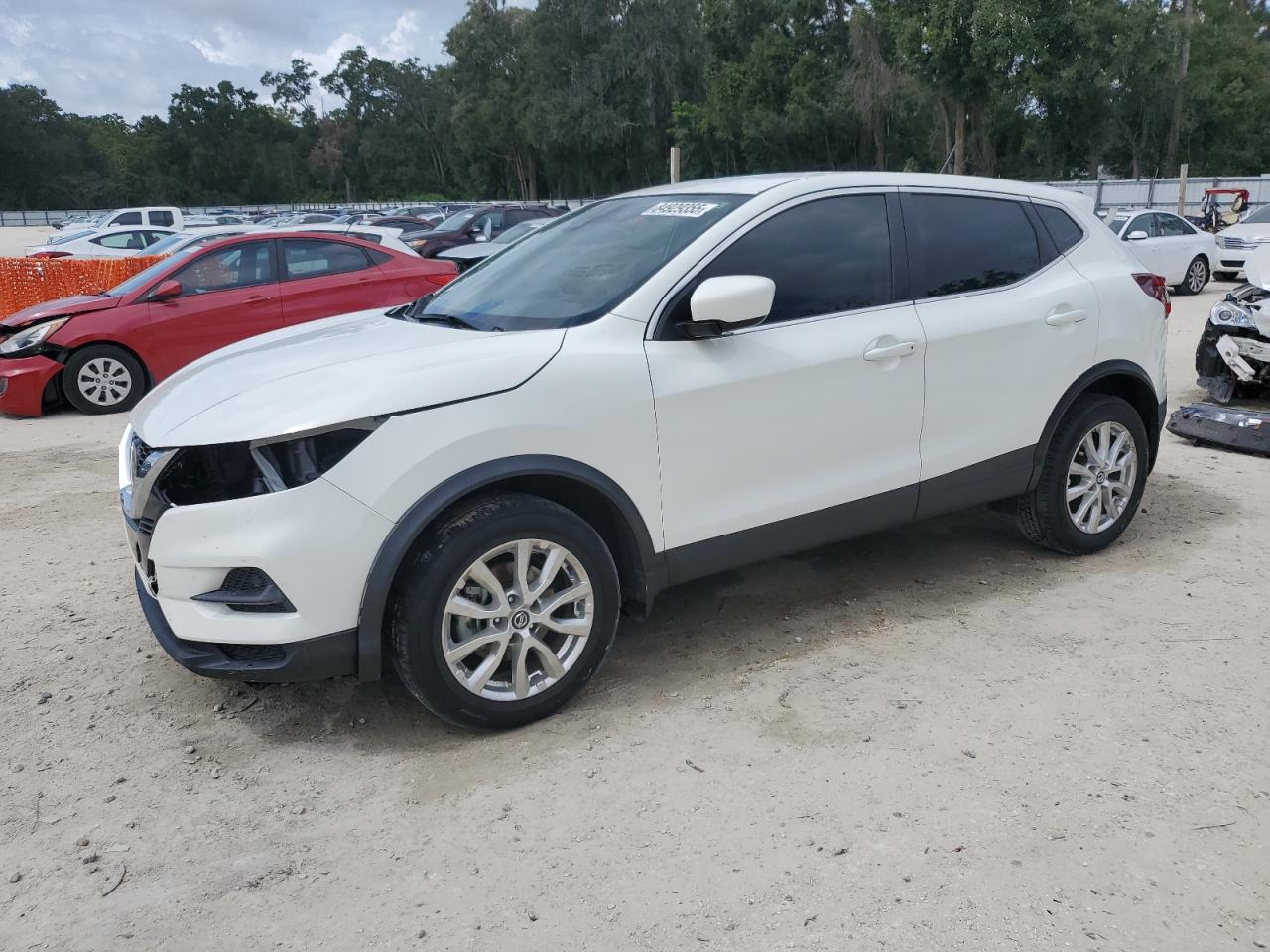 NISSAN ROGUE SPORT S