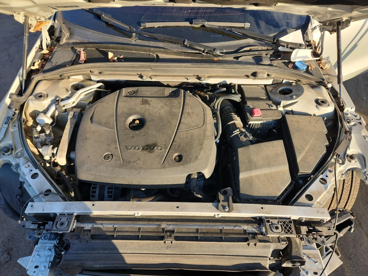 VOLVO S60 T6 MOMENTUM