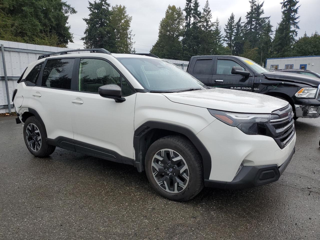 SUBARU FORESTER PREMIUM