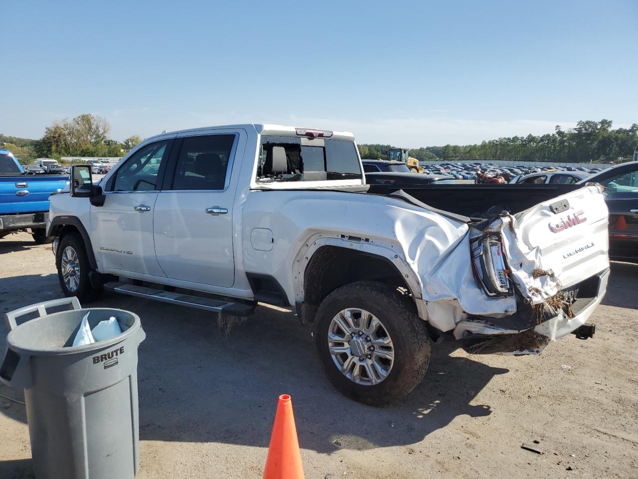 GMC SIERRA 2500HD K2500 DENALI
