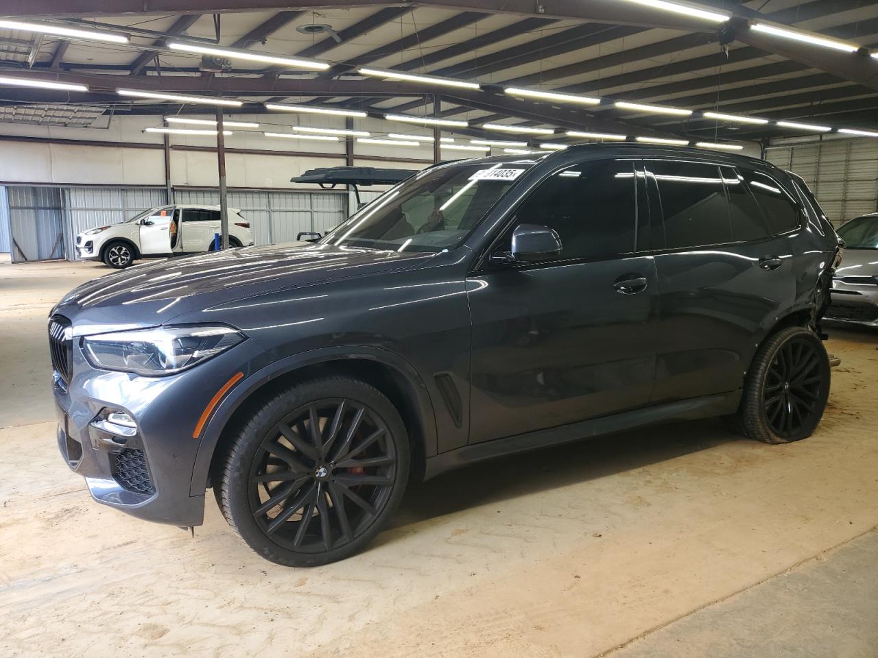 BMW X5 M M50I