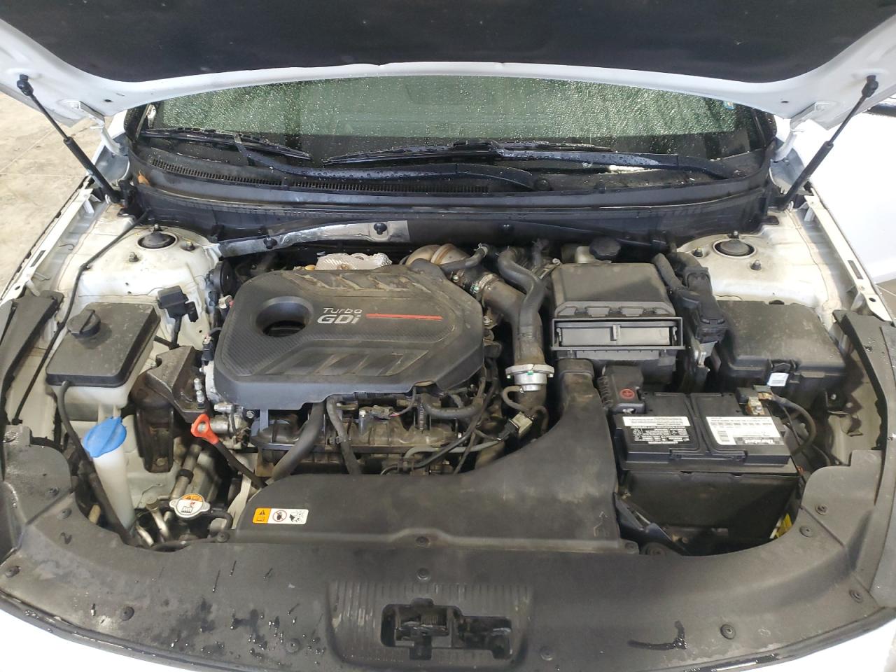 HYUNDAI SONATA SPORT