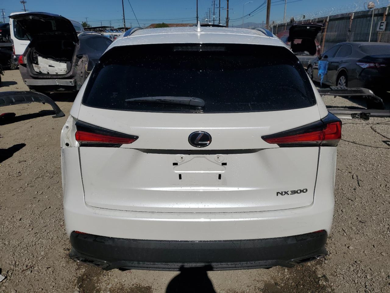 LEXUS NX 300 BASE