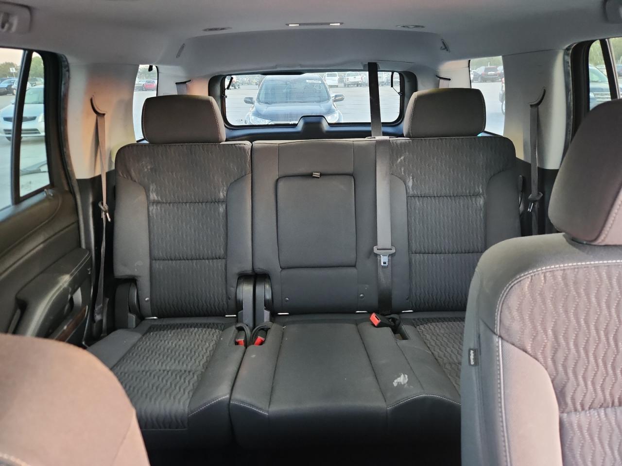 CHEVROLET TAHOE C1500 LS