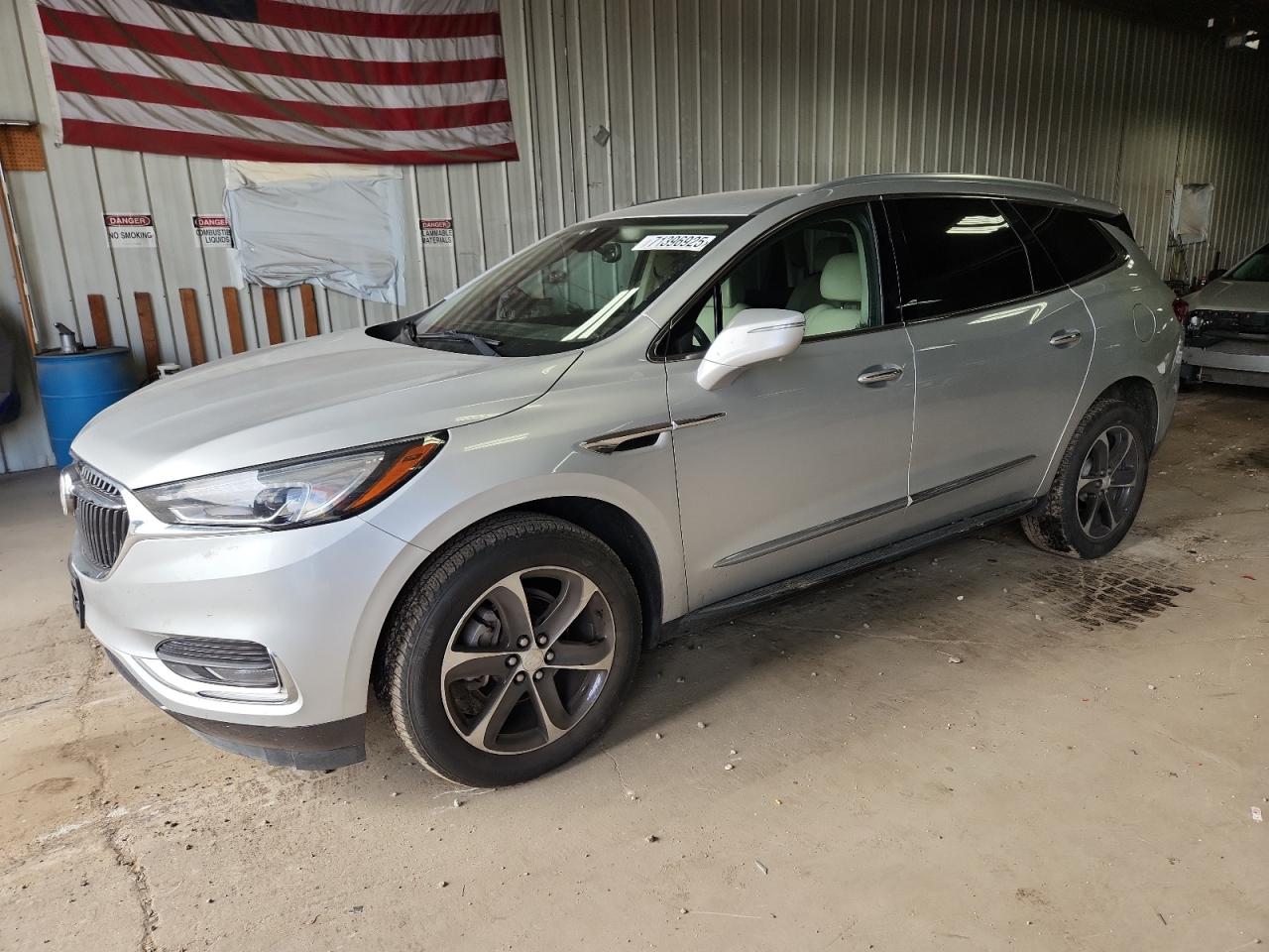 BUICK ENCLAVE ESSENCE