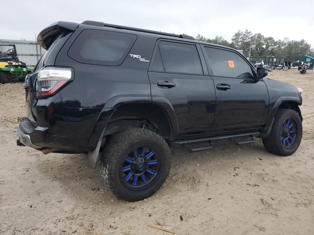 2019 TOYOTA 4RUNNER SR JTEBU5JR2K5650537