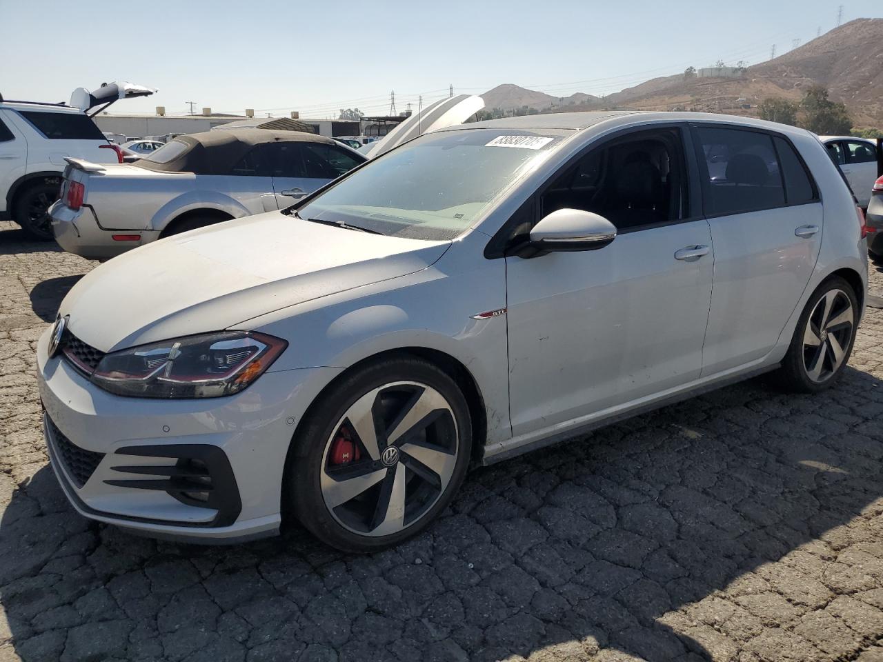 VOLKSWAGEN GOLF GTI S/SE