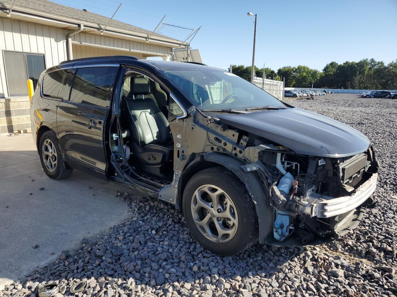 CHRYSLER PACIFICA LIMITED