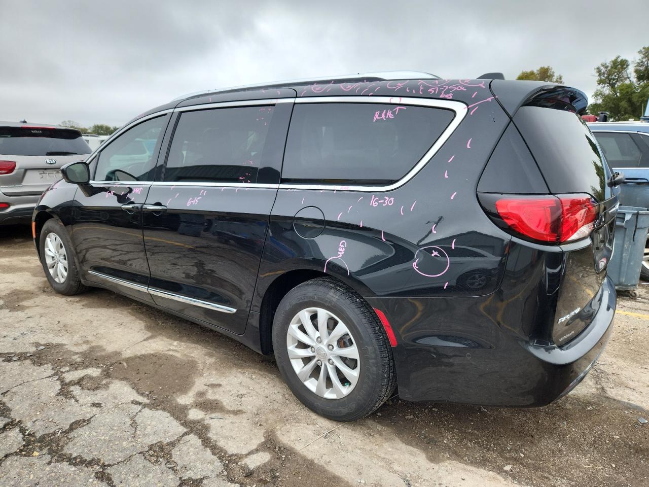 CHRYSLER PACIFICA TOURING L PLUS