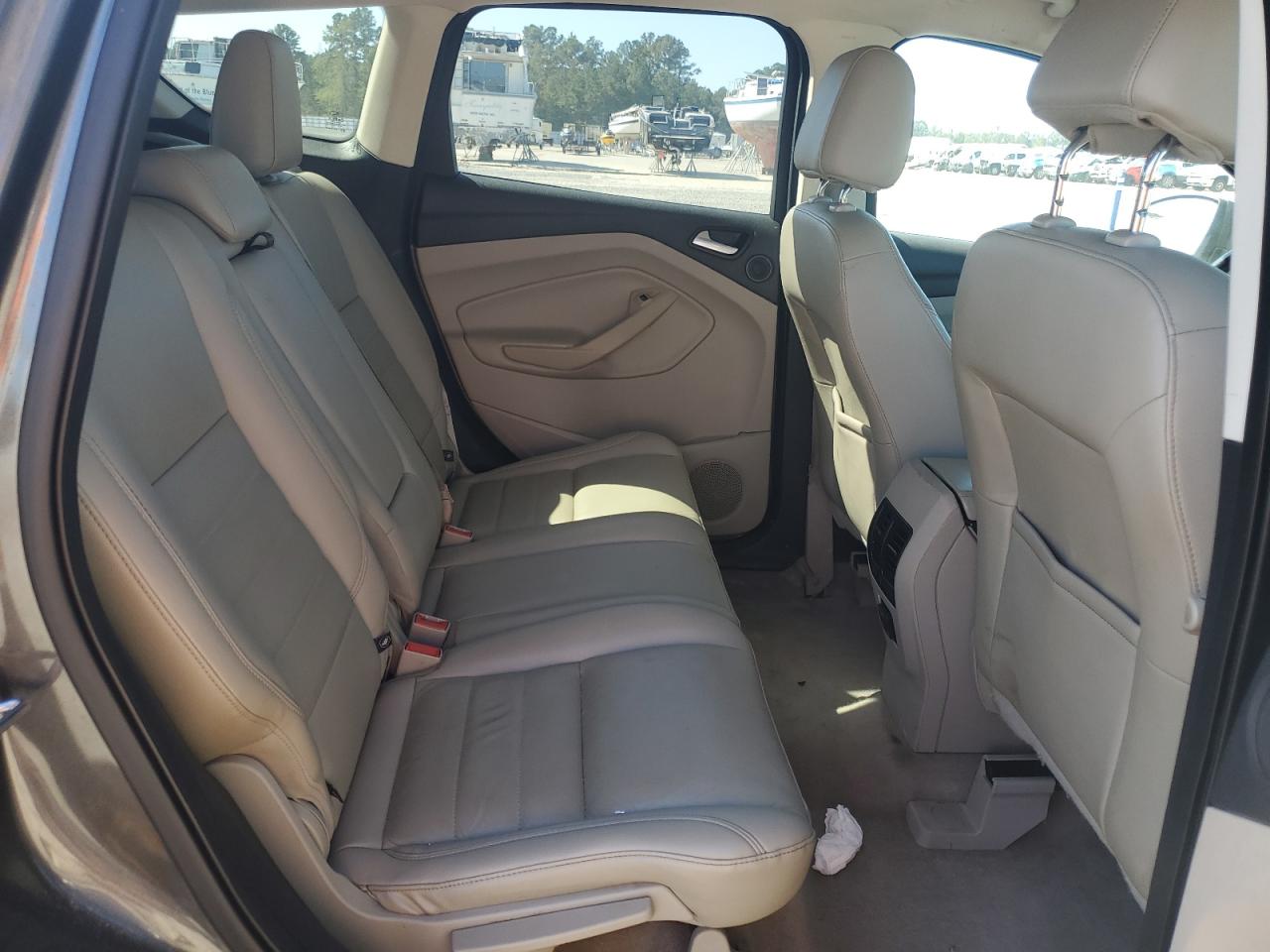 FORD ESCAPE TITANIUM