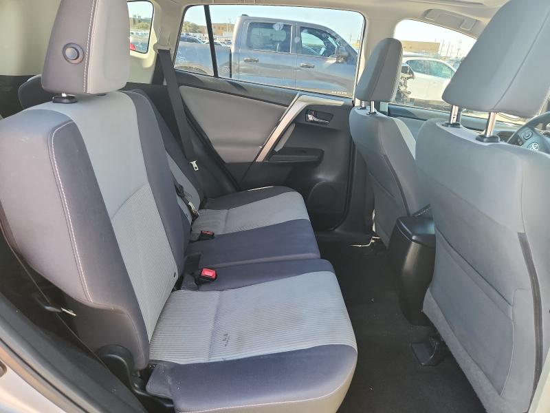 2015 TOYOTA RAV4 XLE - JTMWFREV4FD048829