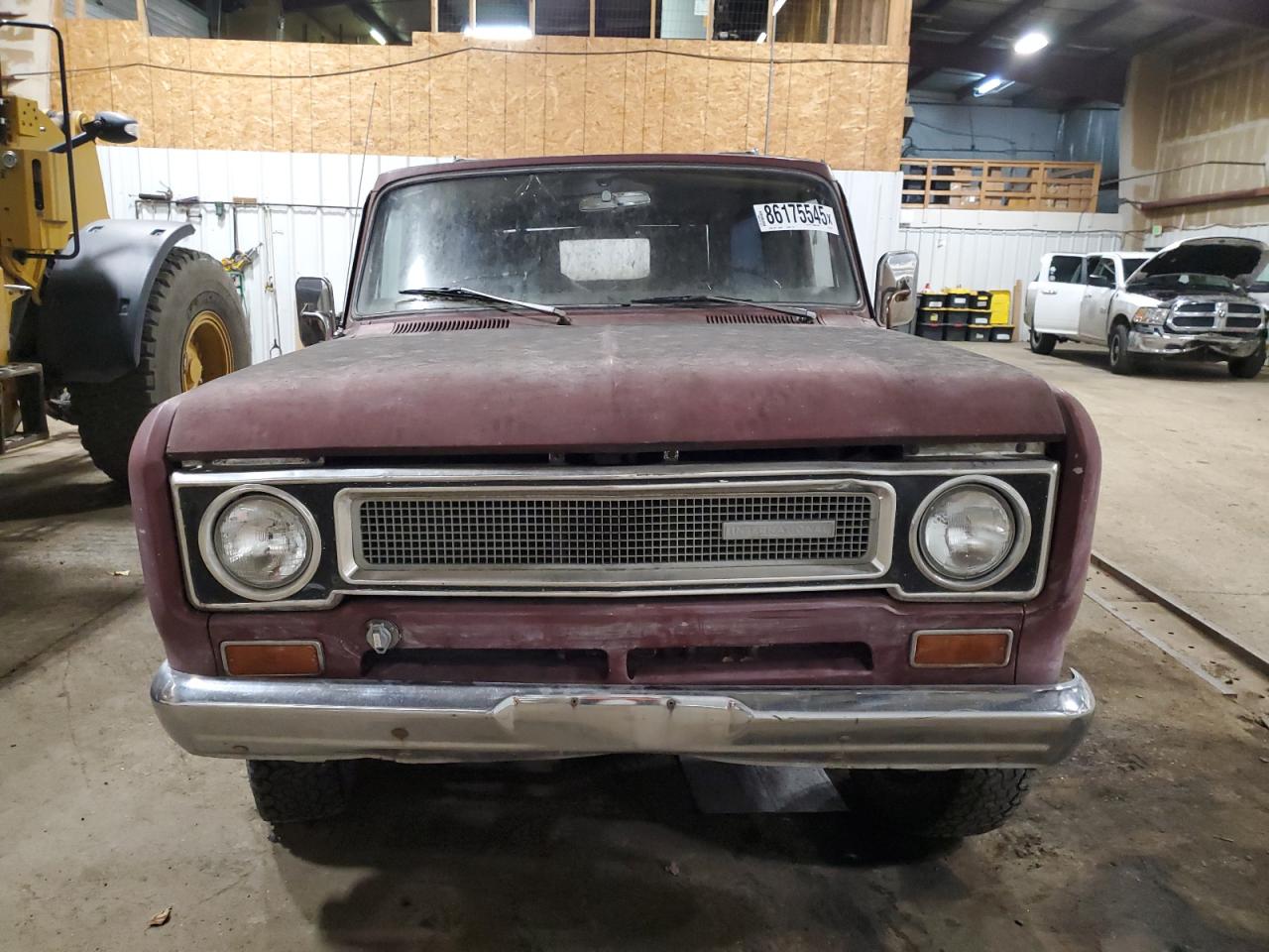 Lot #3261547205 1971 INTERNATIONAL TRVLALL