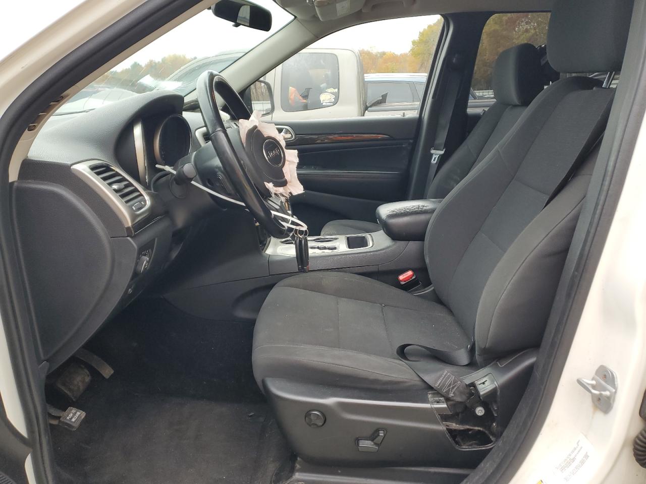 JEEP GRAND CHEROKEE LAREDO