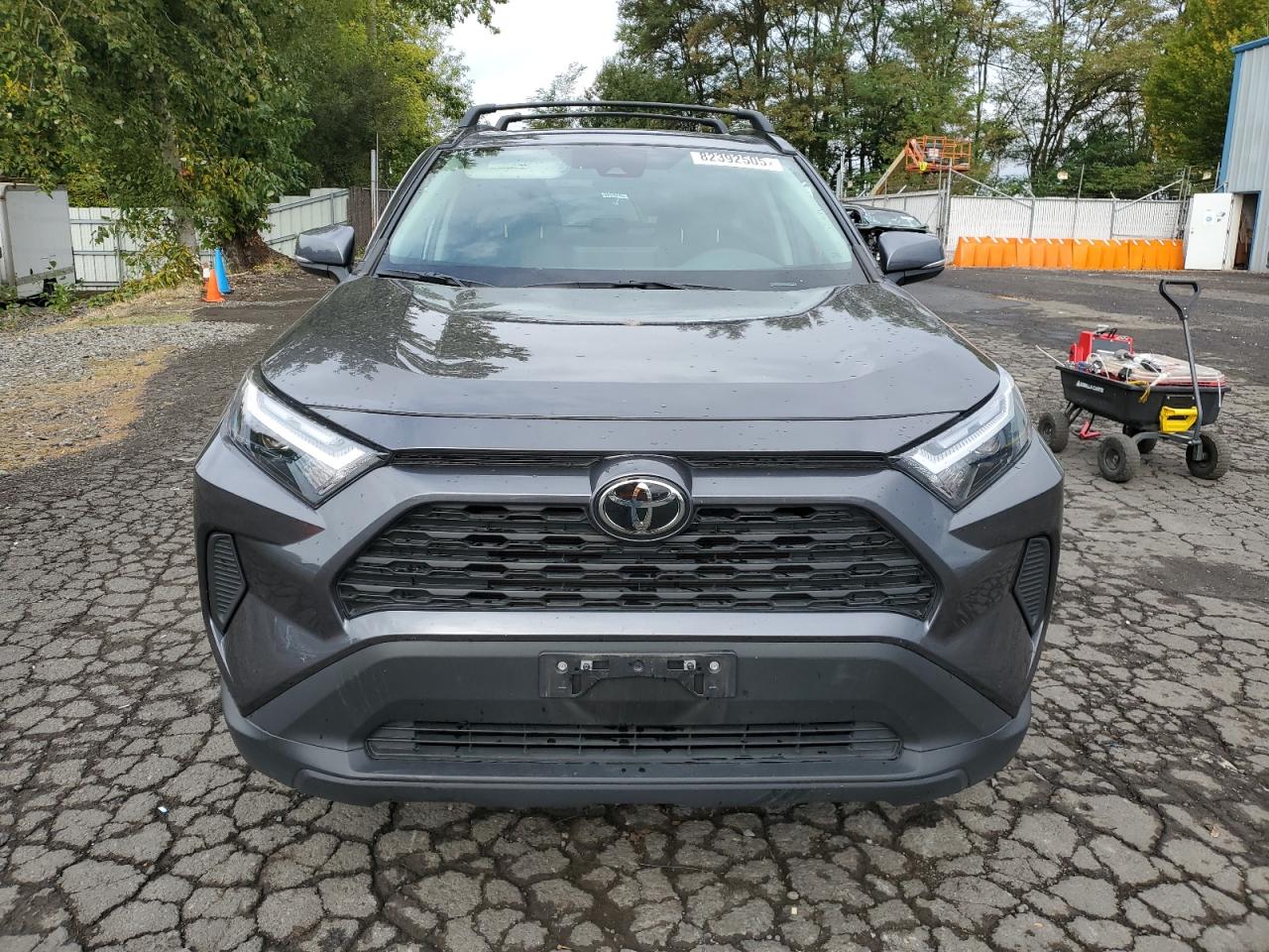 TOYOTA RAV4 HYBRID XLE