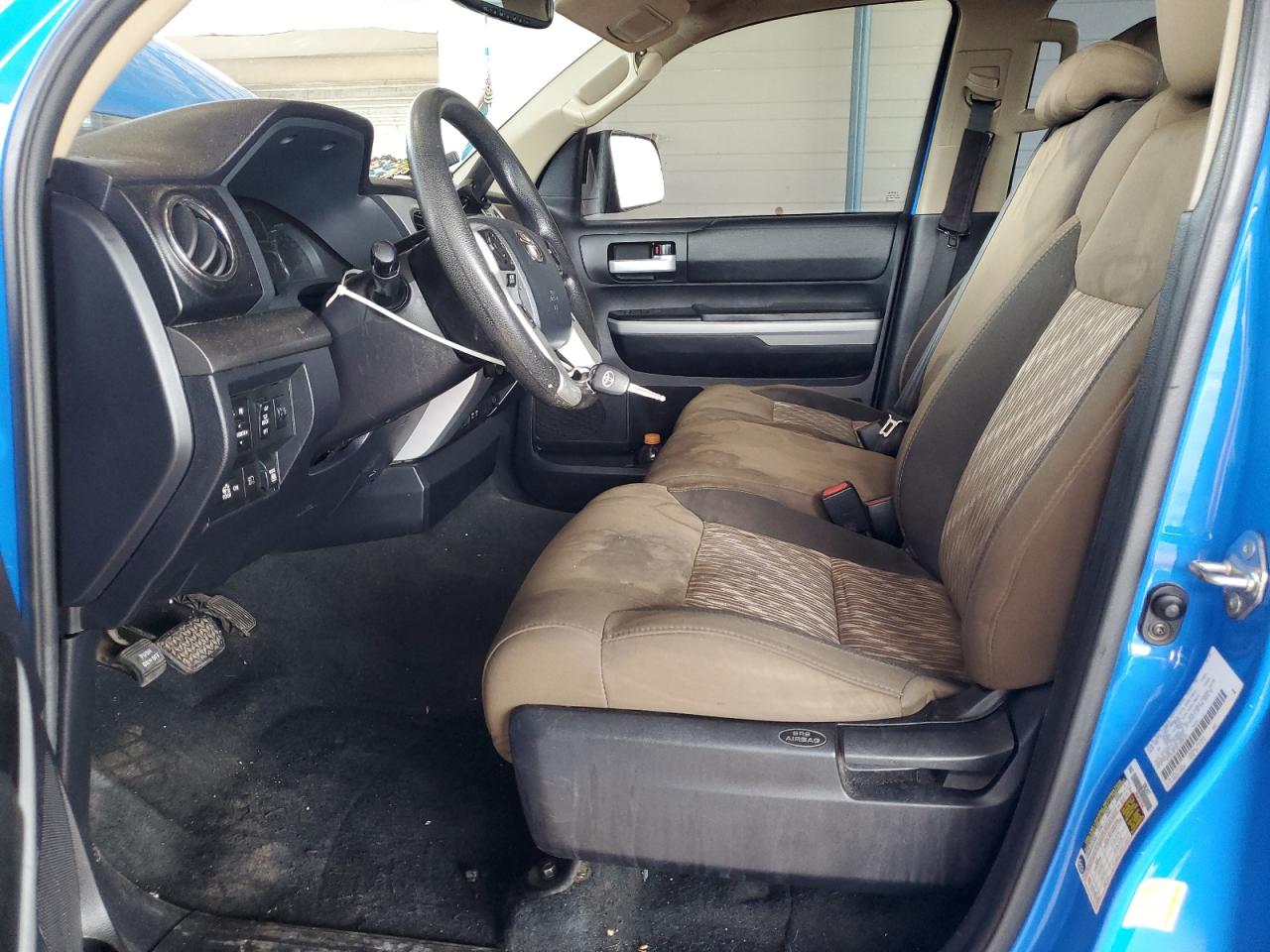 TOYOTA TUNDRA CREWMAX SR5