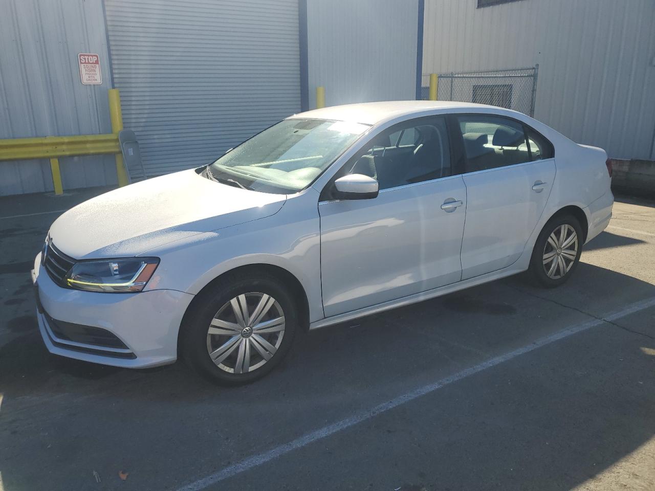 VOLKSWAGEN JETTA S