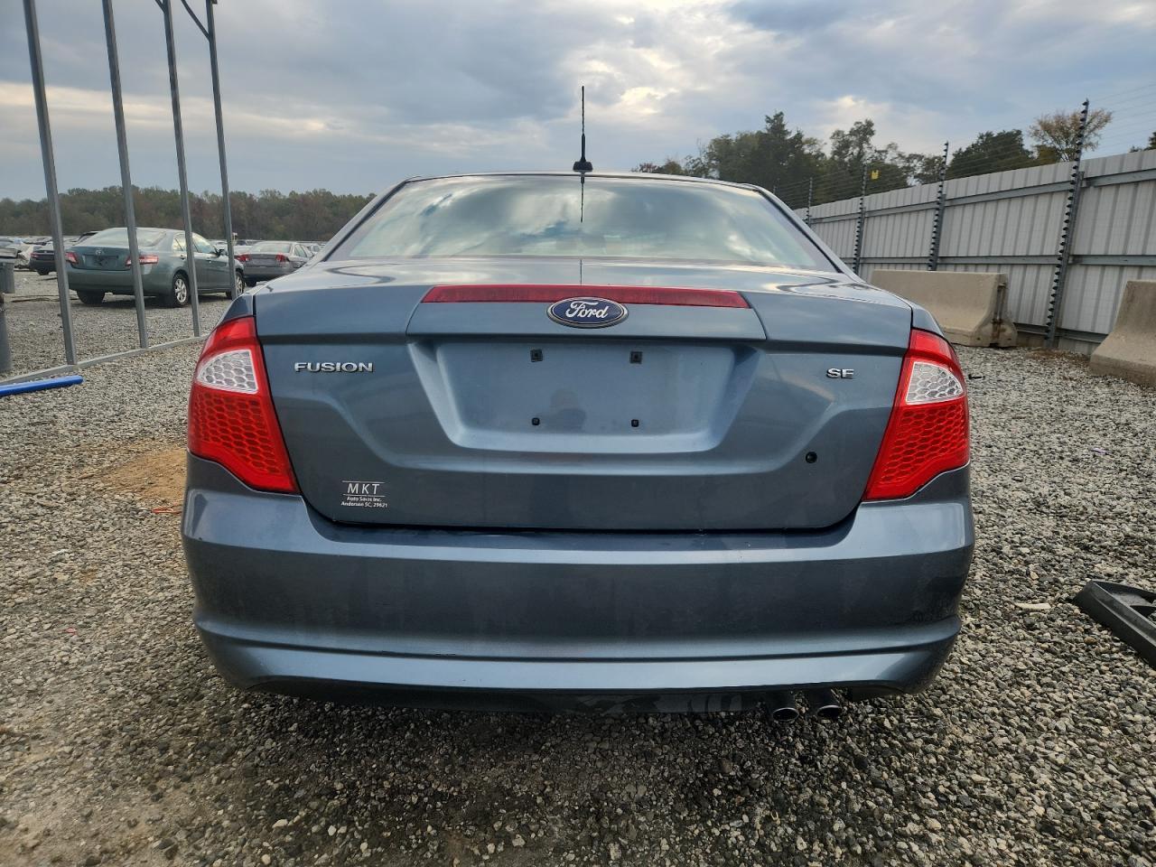 FORD FUSION SE