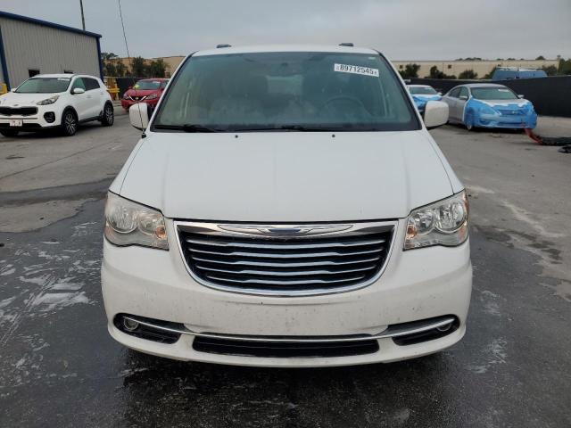 2016 CHRYSLER TOWN & COU #3302816921
