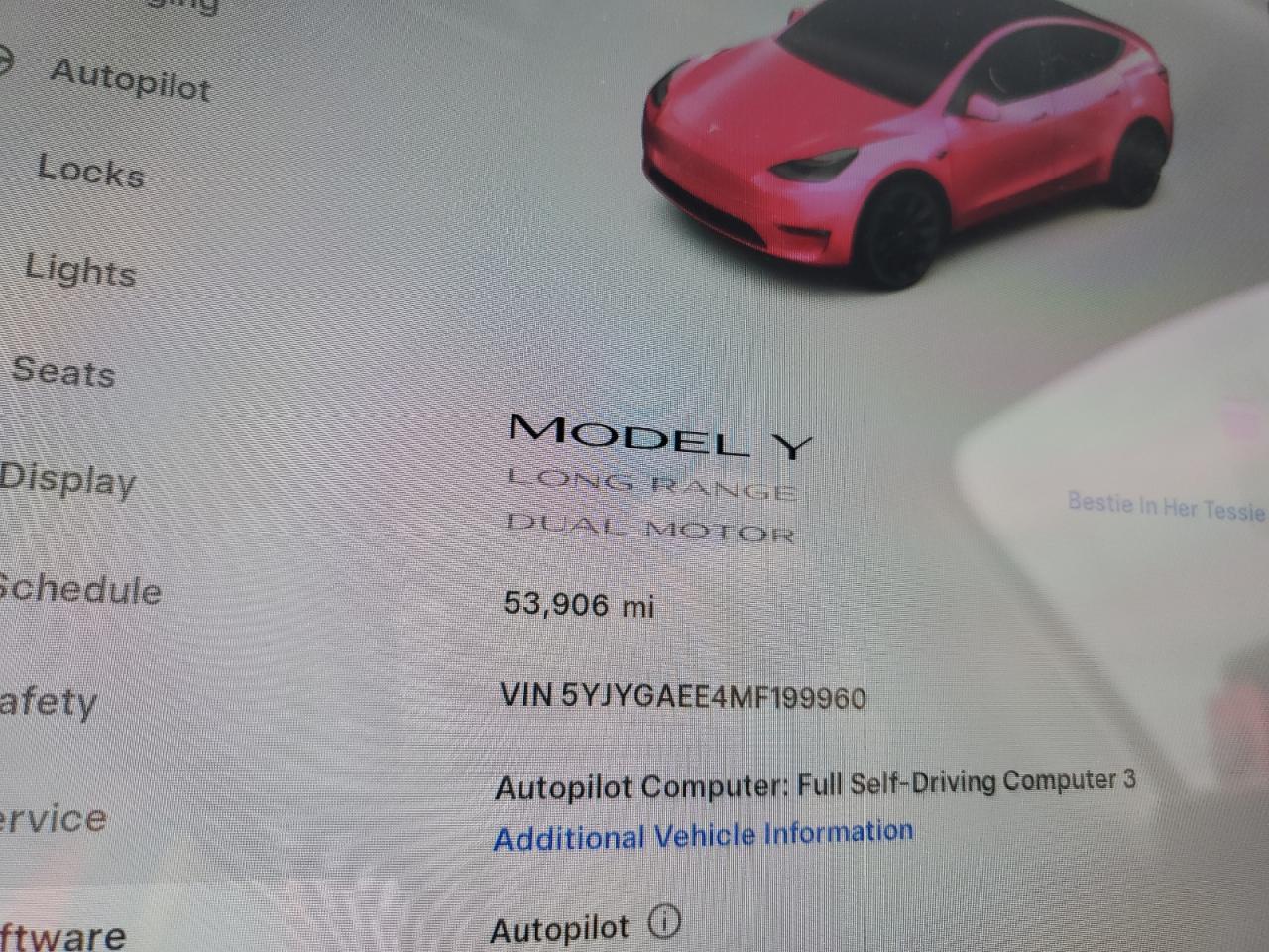 TESLA MODEL Y