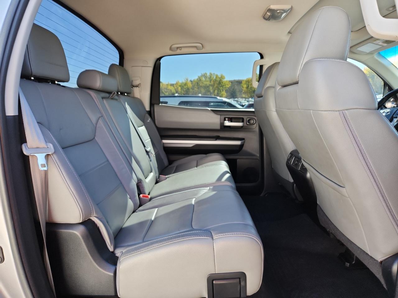 TOYOTA TUNDRA CREWMAX LIMITED