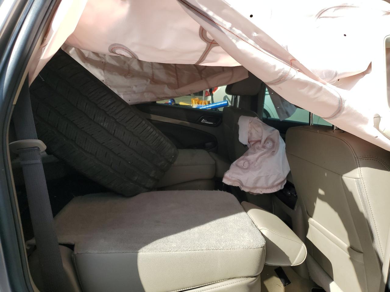 CHEVROLET TAHOE K1500 PREMIER