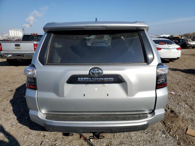 2024 TOYOTA 4RUNNER SR #3301938432