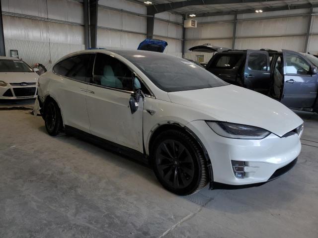 2019 TESLA MODEL X 5YJXCBE26KF152946