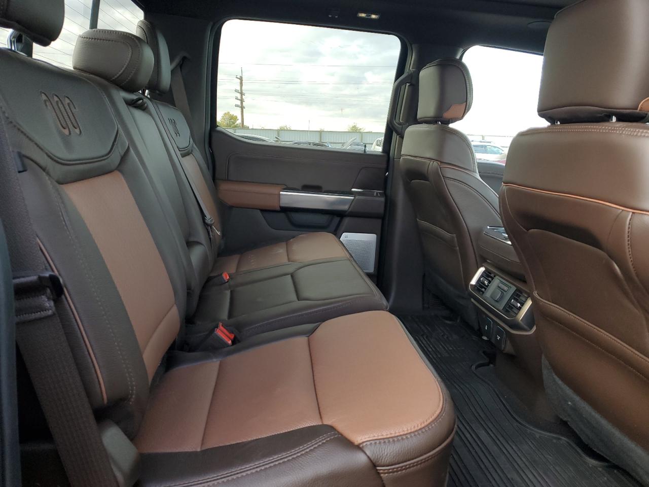 FORD F-150 KING RANCH