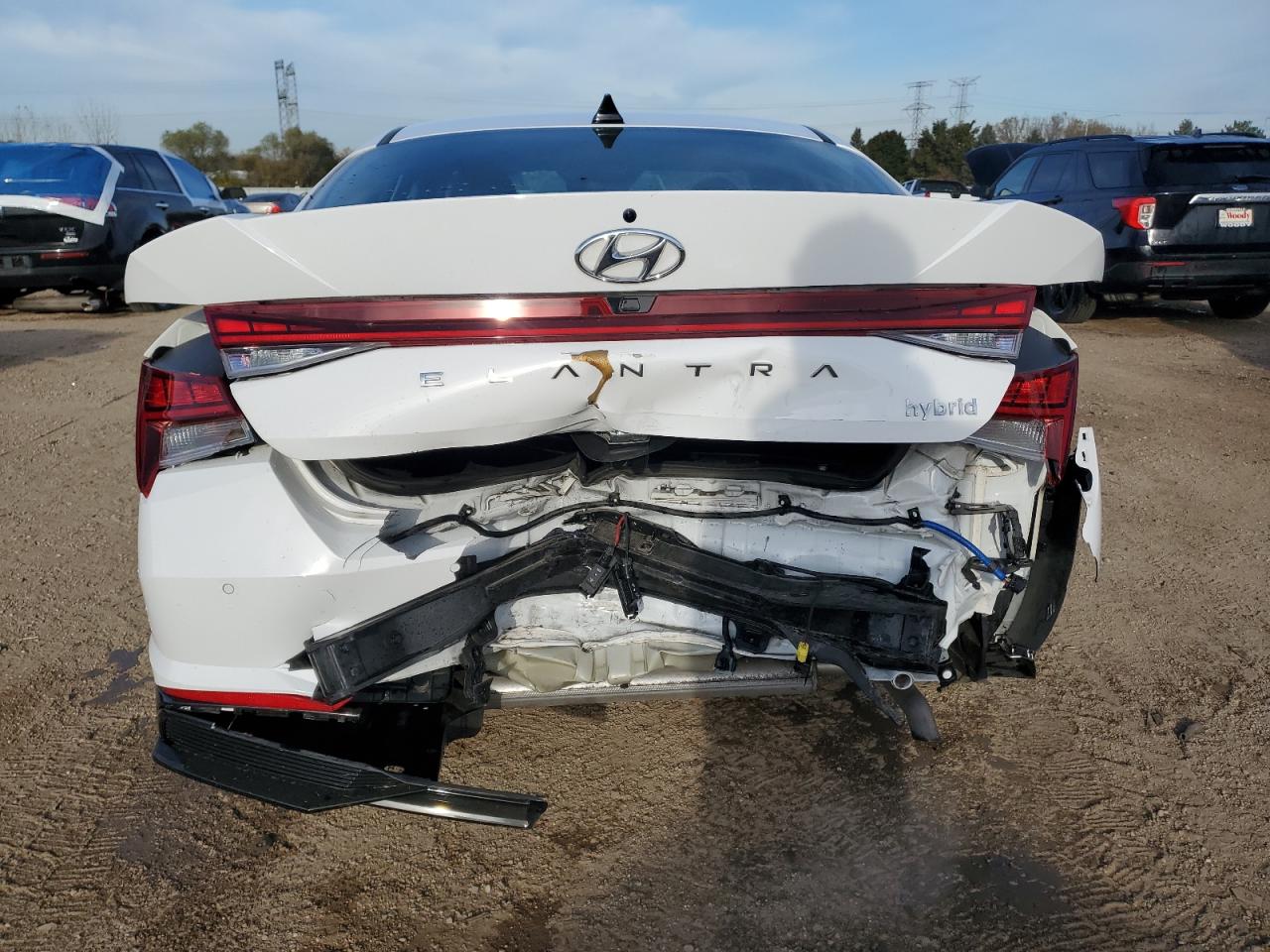 HYUNDAI ELANTRA LIMITED