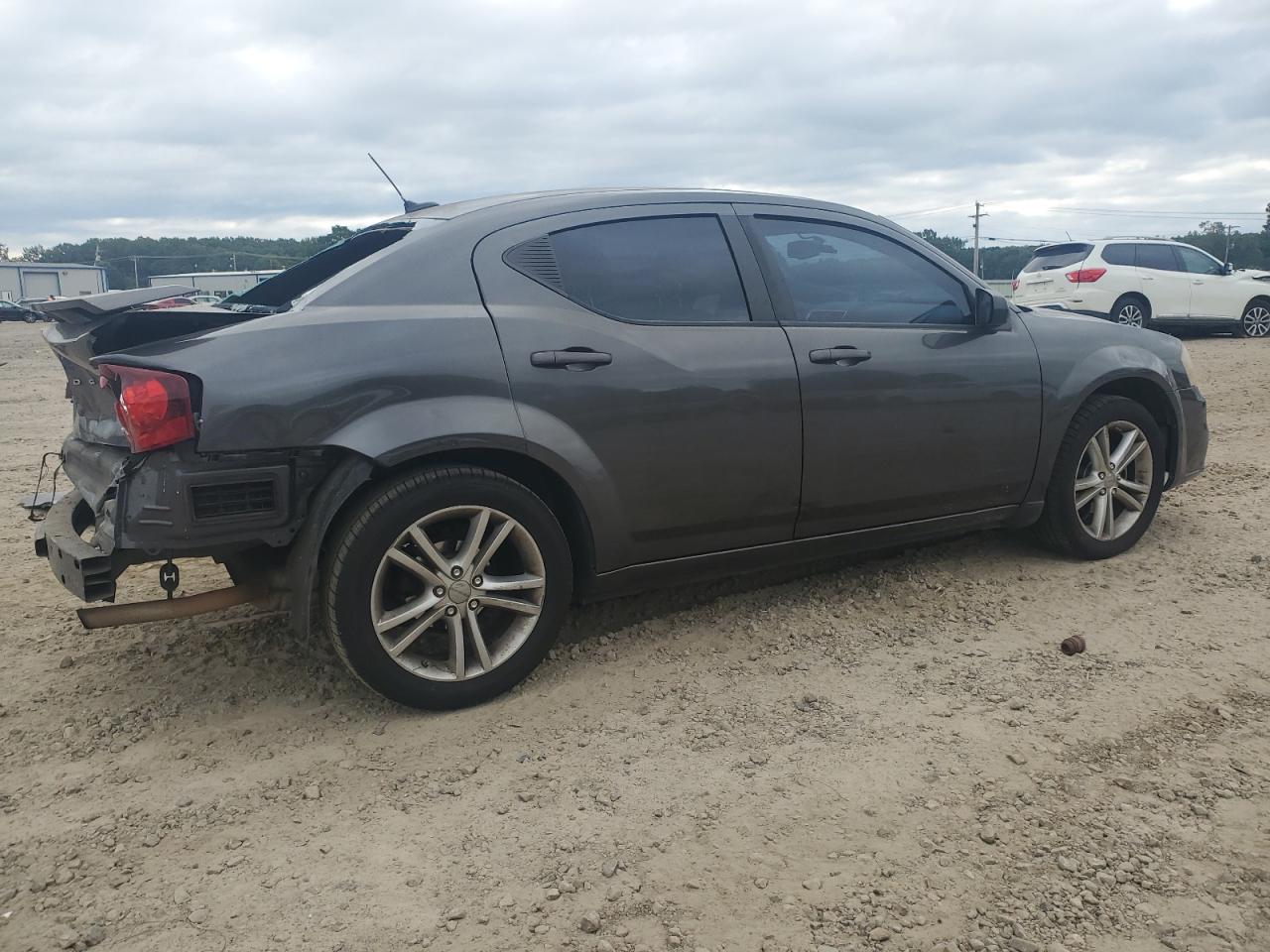 DODGE AVENGER SE